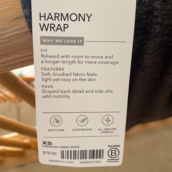 Athleta Harmony Wrap - Picture 5 of 6